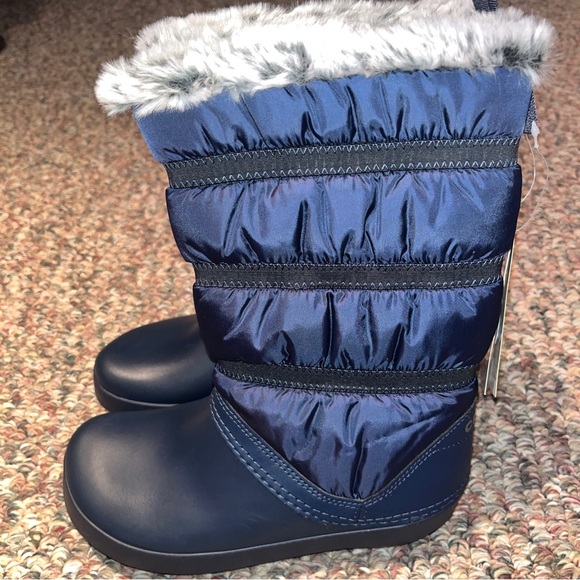 Crocs winter boots - Picture 2 of 5